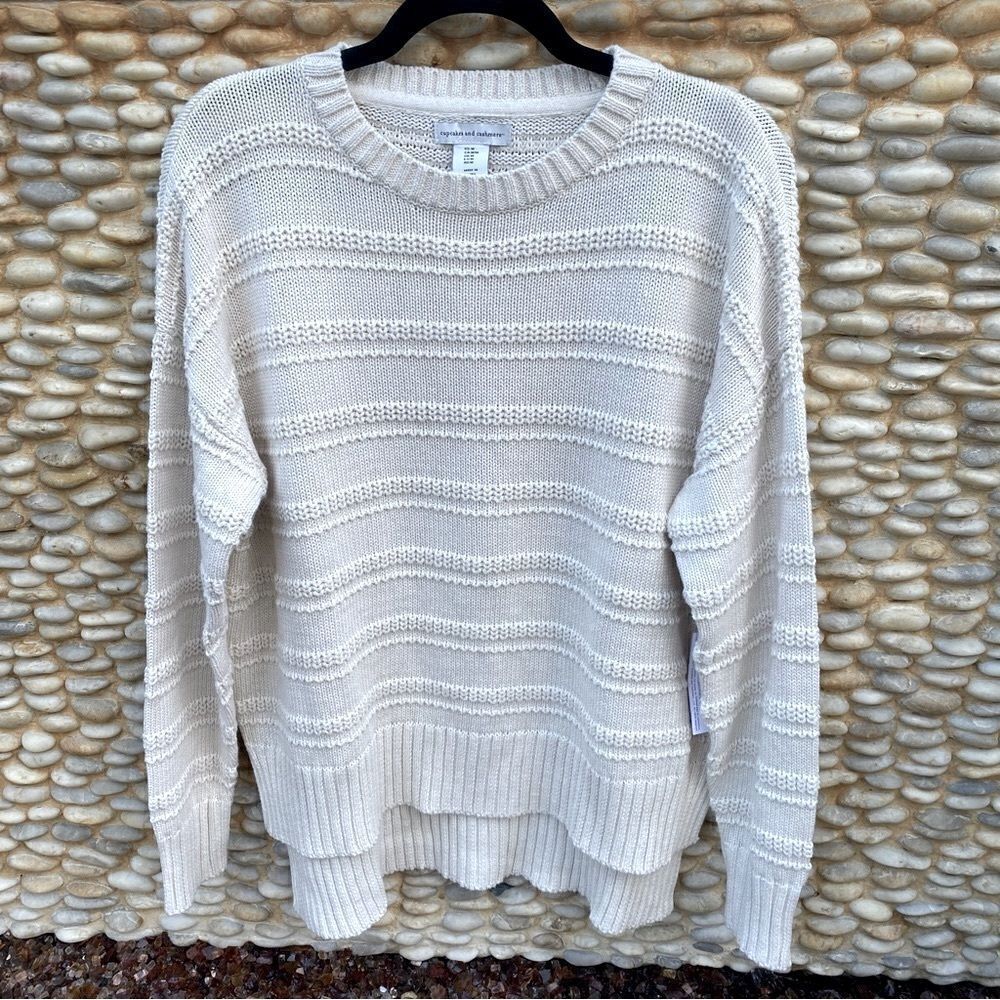 Cupcakes & Cashmere Cream Knit Sweater. Size Large. NWT